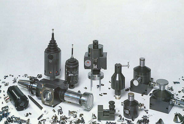 At the end of the 1980s, BLUM already offered a wide range of systems for tool and workpiece measurement in machining centres.