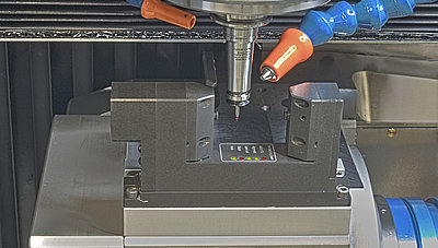 Mit dem BLUM LaserControl NT werden Mikrowerkzeuge mit einem Durchmesser von gerade einmal 30 µm hochpräzise vermessen