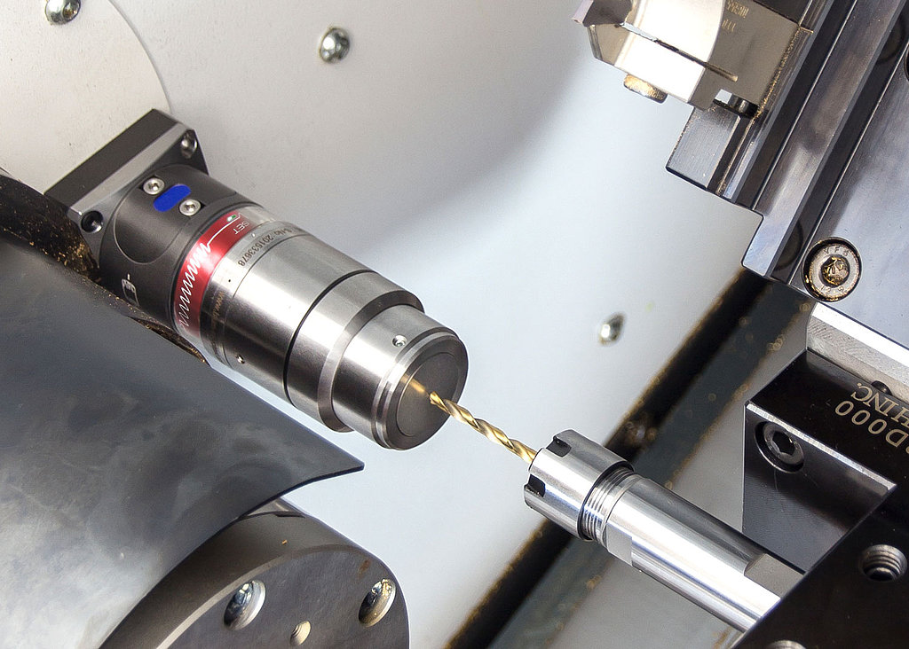 Tool length measurement and breakage monitoring in the turning centre Tool monitoring in turning centre