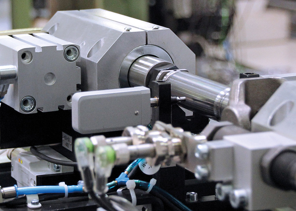 Blum-Novotest Mehrstellenmessmaschine - Hochpräzise Messung durch den Einsatz hochwertiger Einzelelemente Blum-Novotest Mehrstellenmessmaschine für Wellen und Achsen - Hochpräzise Messung durch den Einsatz hochwertiger Einzelelemente