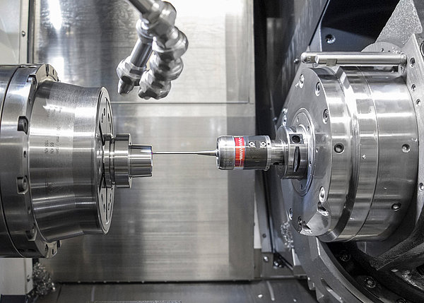 Mit Hilfe des Messtasters der Blum-Novotest GmbH erreicht ALSTO Toleranzen, die es ihnen erlauben, auf das zeitintensive Rundschleifen der   hochpräzisen Spannwerkzeuge zu verzichten.