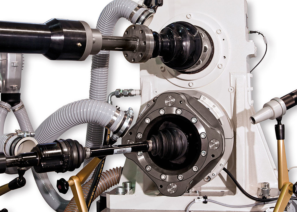 Blum-Novotest NVH Prüfstand - Kraftmessung mit Piezo-Sensoren Blum-Novotest NVH Prüfstand für Gelenkwellen - Kraftmessung mit Piezo-Sensoren