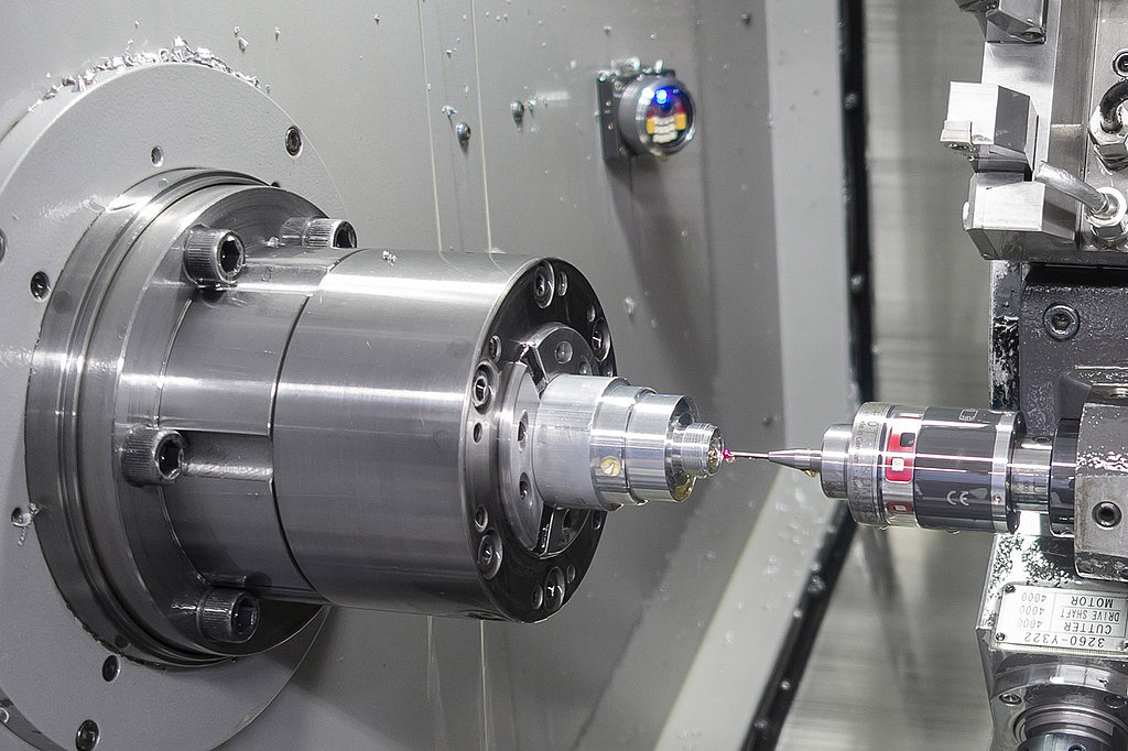 Werkstückmessung mit Messtaster TC54-10 in einer Drehmaschine