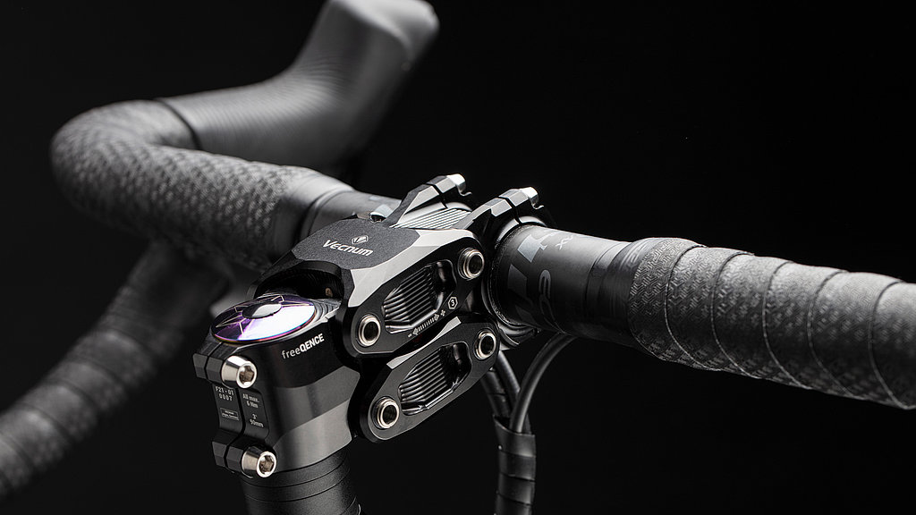 BLUM Messtaster in der Produktion von Bike-Komponenten BLUM Taster in der automatisierten Fertigung bei Vecnum GmbH