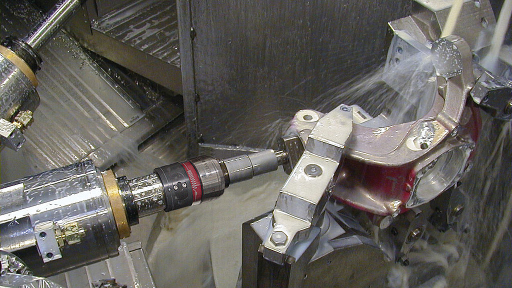 Messung des Bohrungsdurchmesser eines Achsschenkels mit BLUM BG60 Messung Bohrungsdurchmesser eines Achsschenkels mit BLUM BG60