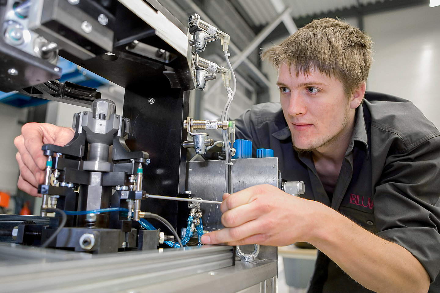 Blum-Novotest Servicedienstleistungen
