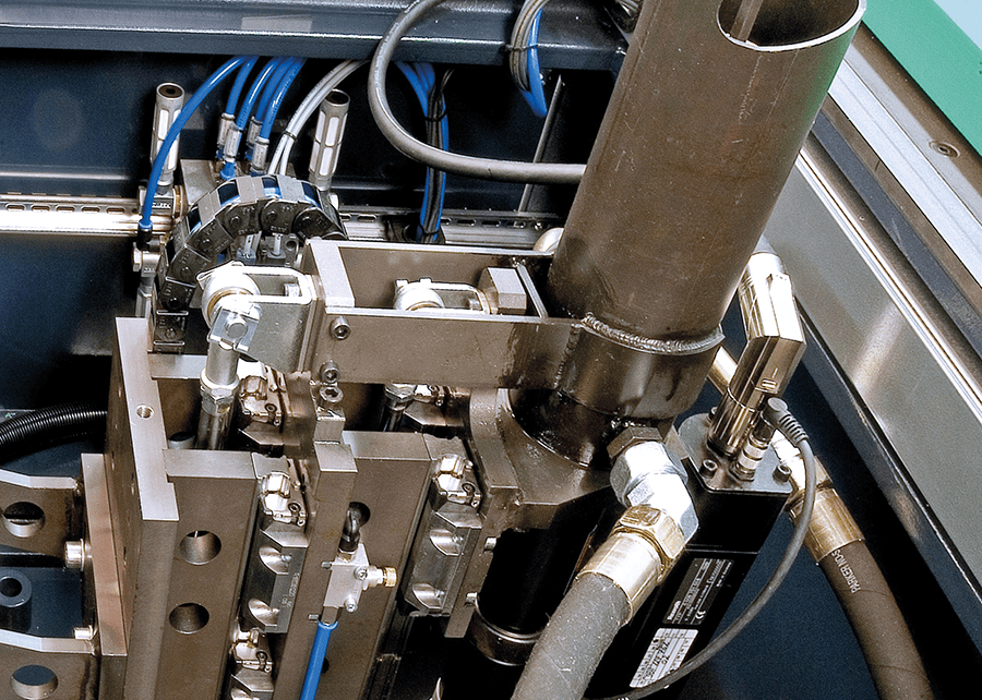 Blum-Novotest Getriebeprüfstand - Automatische Prüf- und Ablieferölbefüllung der beiden Ölkreise Blum-Novotest Prüfstand für Doppelkupplungsgetriebe - Automatische Prüf- und Ablieferölbefüllung der beiden Ölkreise